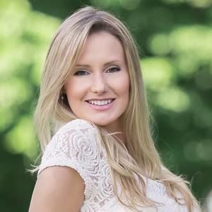 Meet your Posher, Briana